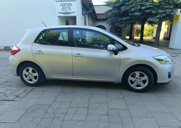 Toyota Auris cena 32000 przebieg: 228000, rok produkcji 2010 z Warszawa małe 631